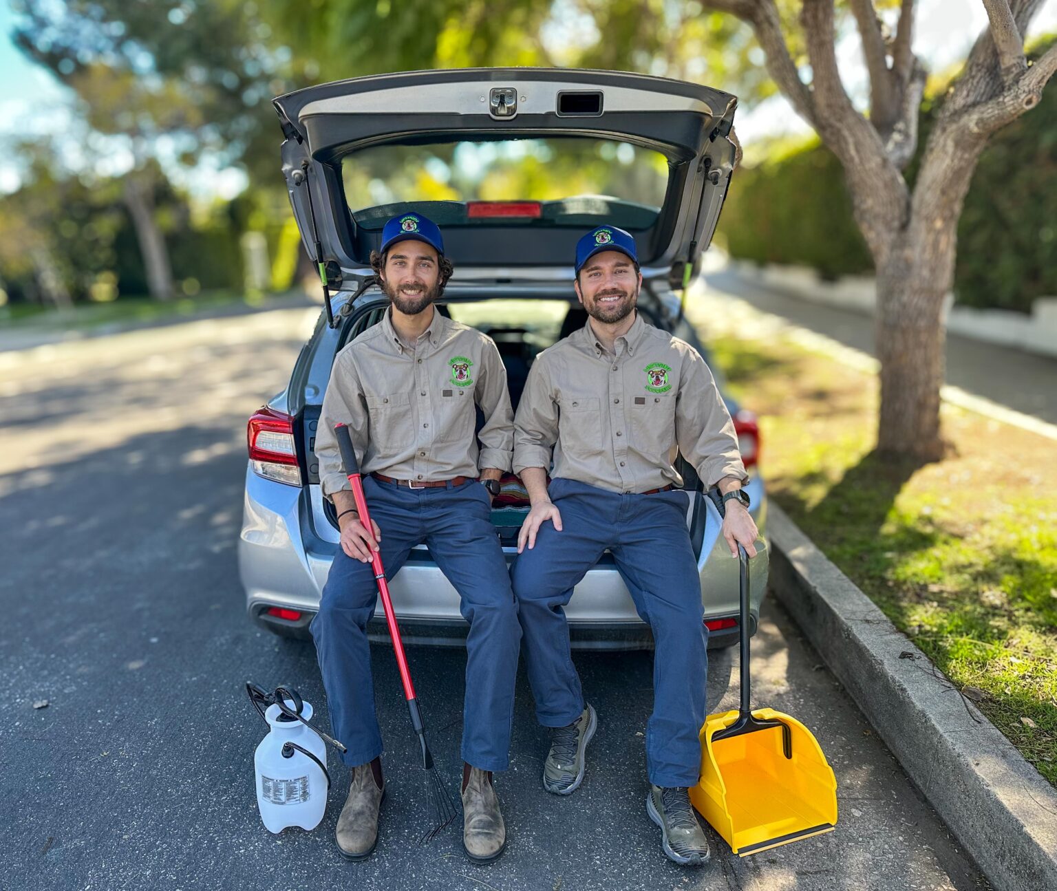 Keep your yard clean with Westside Scoopers! Reliable, no-contract pet waste removal in Los Angeles.